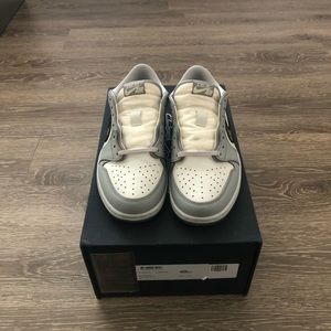 (UA) Air Jordan 1 Low x Dior